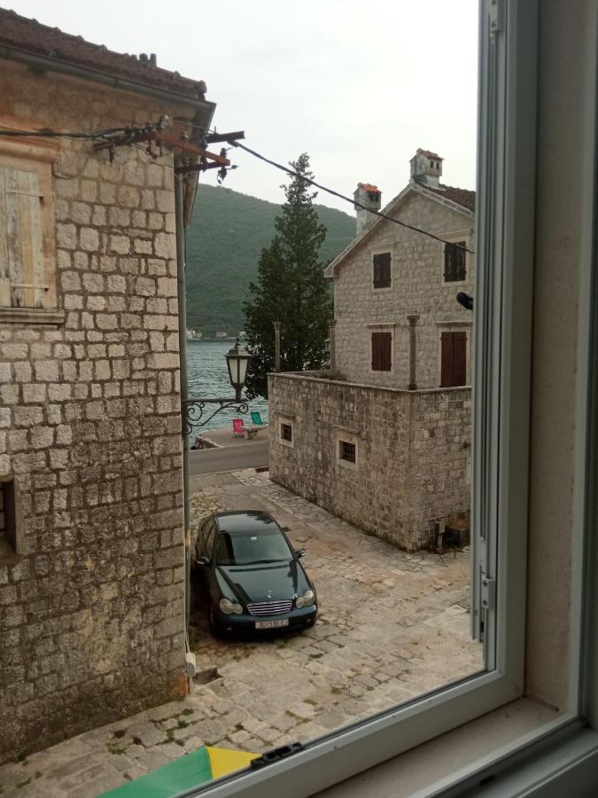 Apartment Rosic Perast Esterno foto