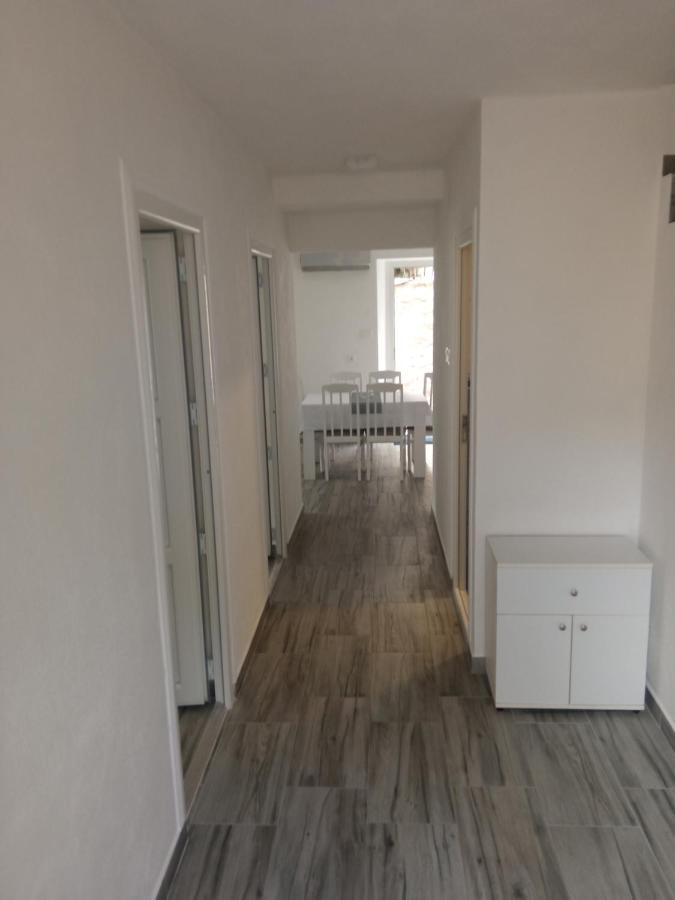 Apartment Rosic Perast Esterno foto