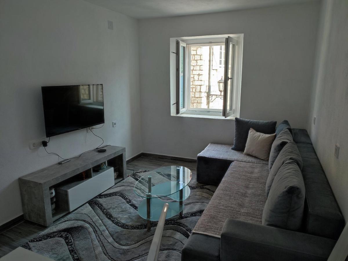 Apartment Rosic Perast Esterno foto