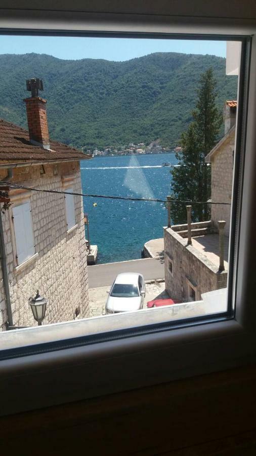 Apartment Rosic Perast Esterno foto